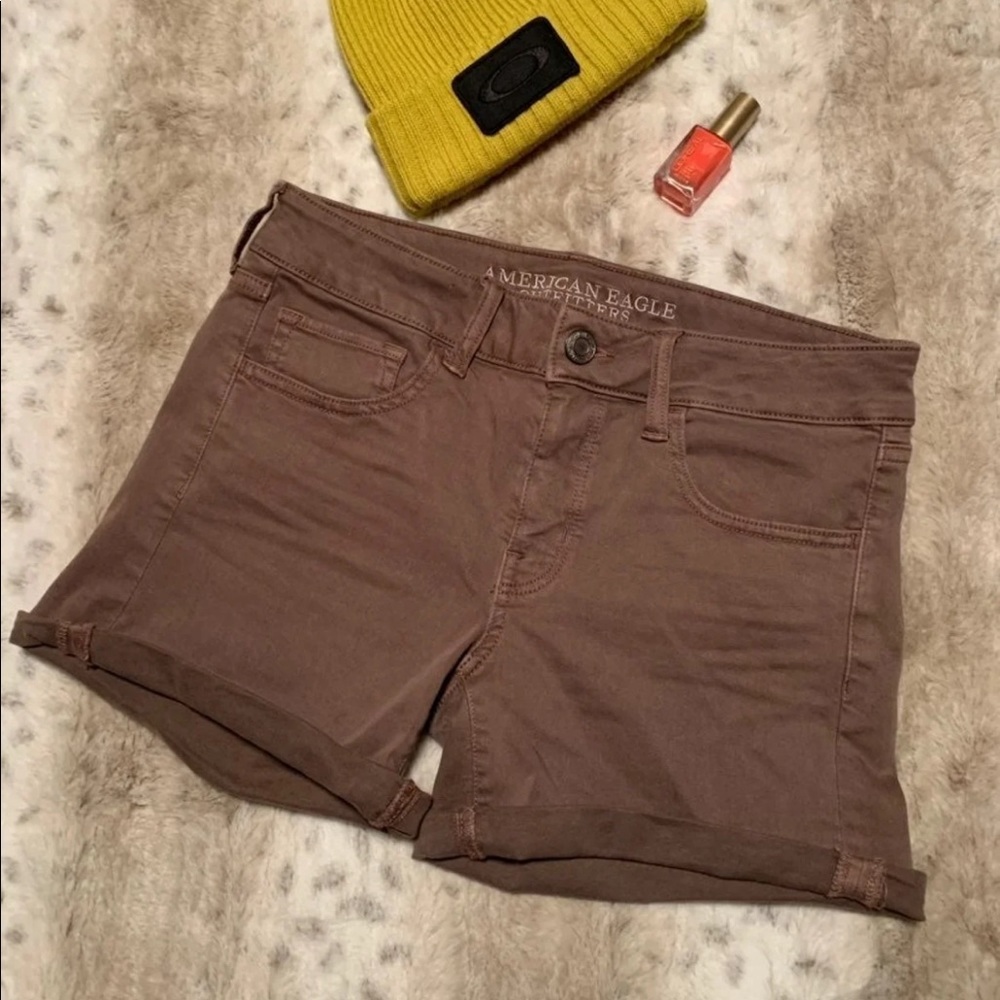 AEO Dusty Rose Midi Shorts - Picture 3 of 6